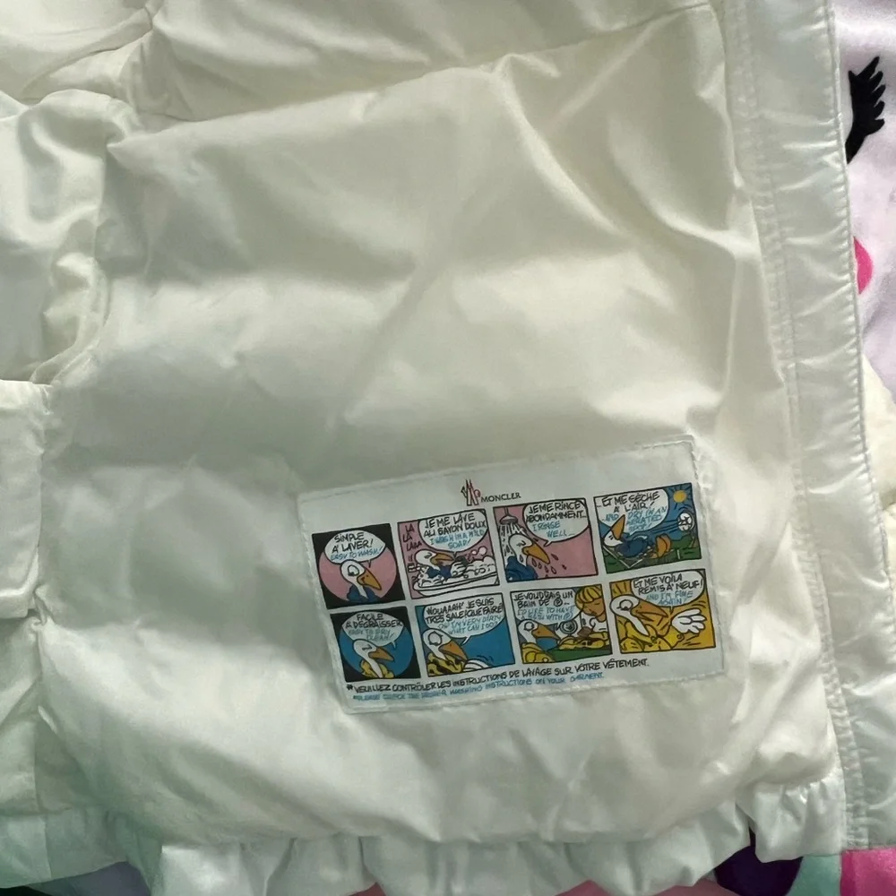 Moncler Kids White Puffer Jacket - Picture 5 of 8